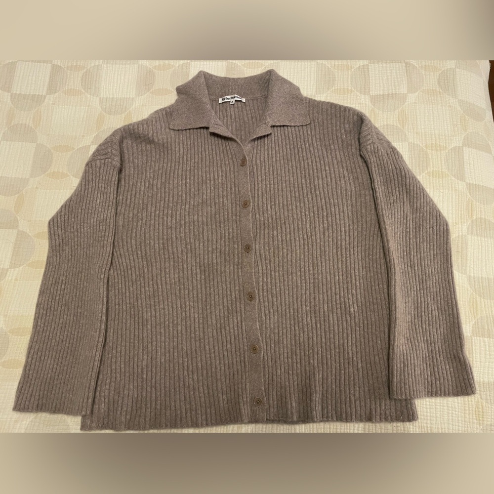 Reformation Fantino / Oatmeal Taupe Ribbed Cardigan w/ collar